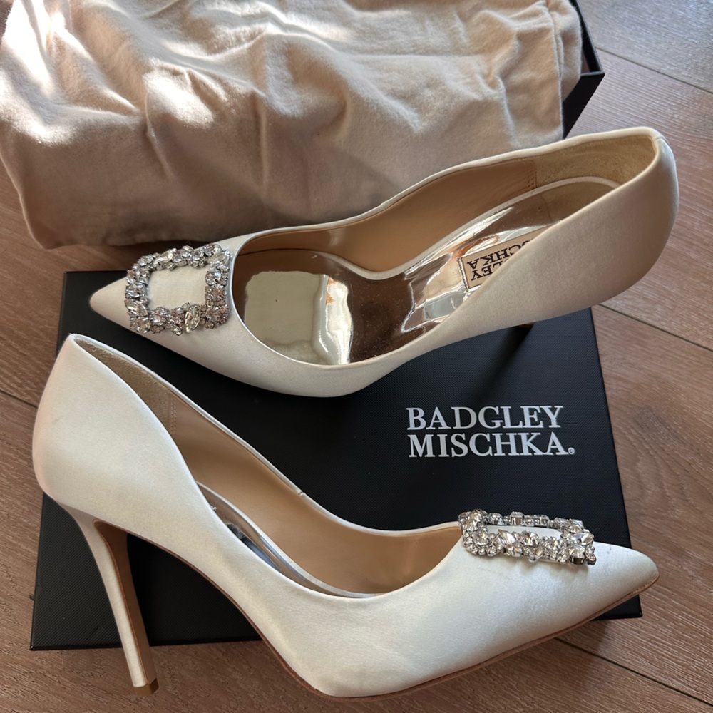 Badgley Mischka Cher Crystal Embellished Pump in Soft White Satin